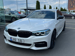 BMW 5 Series foto 3