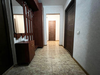Apartament cu 2 camere, 51 m², Botanica, Chișinău foto 4