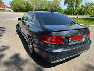 Mercedes E-Class foto 4