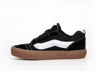 Vans KNU Skool Black Gum Unisex foto 2