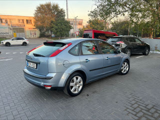 Ford Focus foto 1