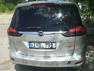 Opel Zafira foto 3