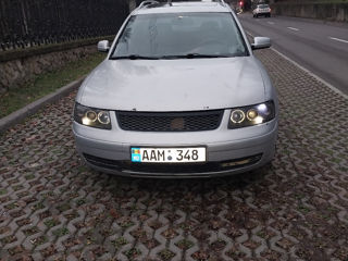 Volkswagen Passat foto 2