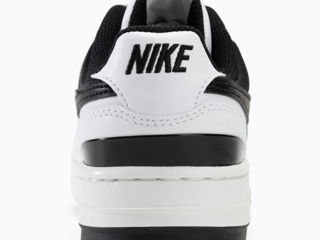 Nike Gamma Force trainers in white and black 38.5 foto 3