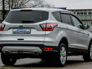 Ford Kuga foto 3