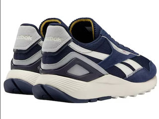 Reebok EU41(26,5см) foto 6