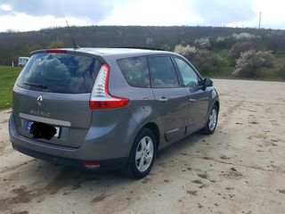 Renault Grand Scenic foto 3