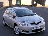 Razborca,piese,pese,запчасти,,разборка  toyota corolla(verso) 1.4i 1.4 d4d universal foto 2