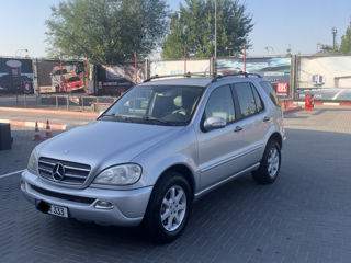 Mercedes M-Class foto 3