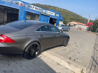 Mercedes CLS-Class foto 2