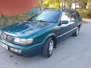 Volkswagen Passat foto 1