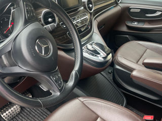 Mercedes V-Class foto 6