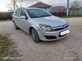 Opel Astra foto 2