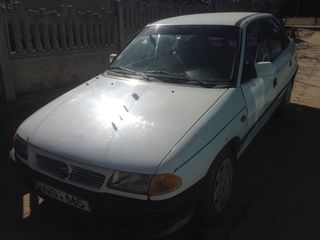 Opel Astra foto 3