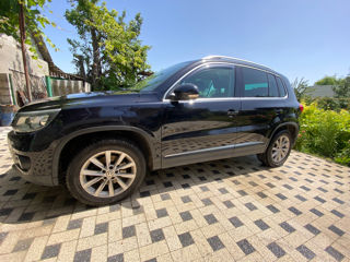 Volkswagen Tiguan foto 2