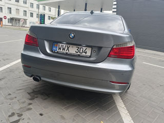 BMW 5 Series foto 7