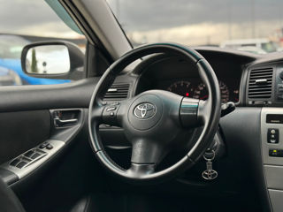 Toyota Corolla foto 8