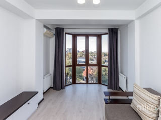 Apartament cu 3 camere, 76 m², Centru, Chișinău foto 5