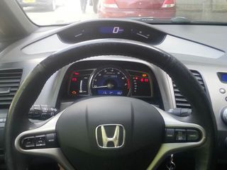 Honda Civic Hibrid foto 1