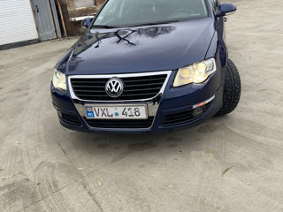 Volkswagen Passat foto 2