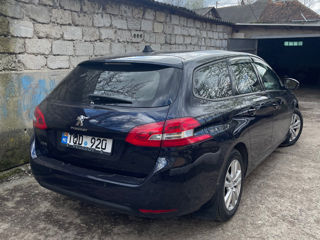 Peugeot 308 foto 3