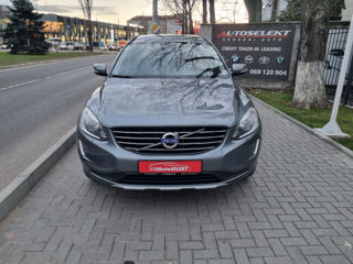 Volvo XC60 foto 2