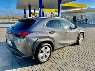 Lexus UX foto 5