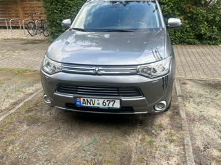 Mitsubishi Outlander foto 5