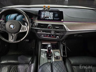 BMW 5 Series foto 5