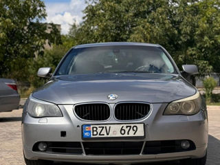 BMW 5 Series foto 5