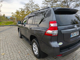 Toyota Land Cruiser Prado foto 7