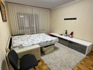 Apartament cu 2 camere, 60 m², Buiucani, Chișinău foto 4