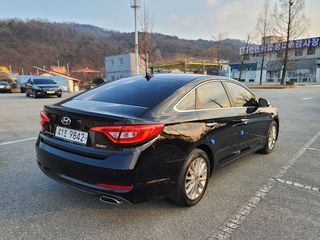 Hyundai Sonata foto 4