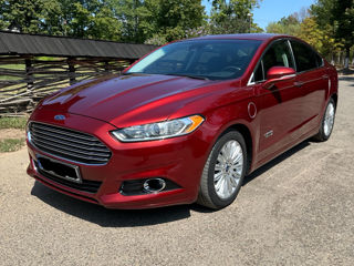 Ford Fusion foto 2