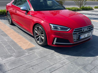 Audi S5 foto 1