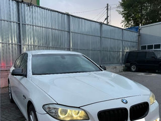 BMW 5 Series foto 3