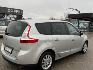 Renault Grand Scenic foto 4