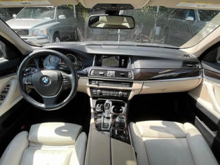 BMW 5 Series foto 4