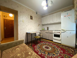 Apartament cu 1 cameră, 40 m², Botanica, Chișinău foto 2