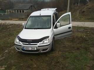 Opel Combo foto 1