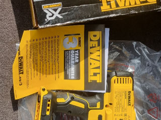 Гайковёрт  Dewalt  Dcf 899 Brushles  18v с 1 батареей на 5 ампер)