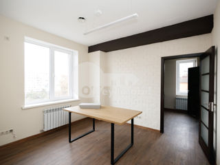 Spațiu comercial, 415 mp, Centru, 3800 € ! foto 17