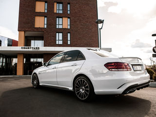 Reducere/скидка! Luna noiembrie: Mercedes E Class E63 AMG - 79 €/zi(день) & 15 €/ora(час) foto 1