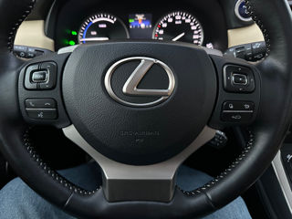 Lexus NX Series foto 12