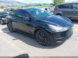 Tesla Model Y foto 7