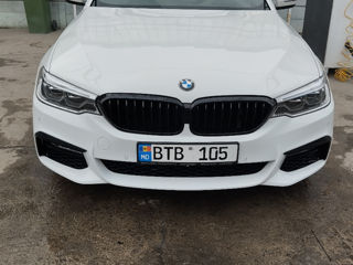 BMW 5 Series foto 3