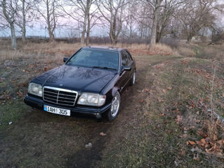 Mercedes E-Class Coupe