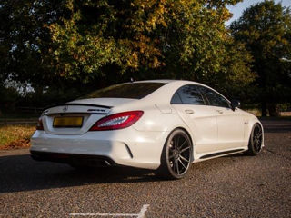 Mercedes CLS-Class foto 2