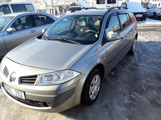 Renault Megane foto 2