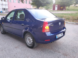 Dacia Logan foto 4